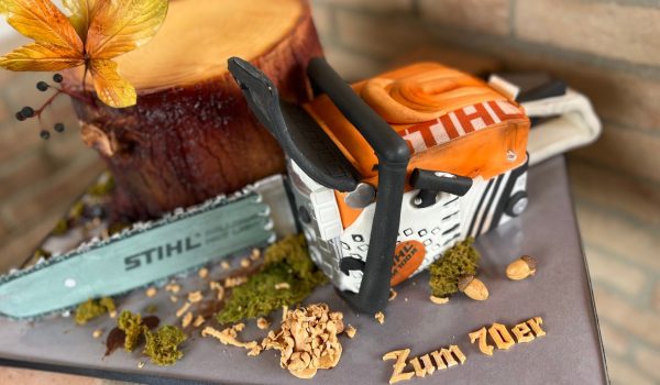 Stihl Torte zum Siezigsten Geburtstag